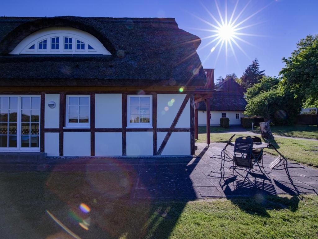 Hotel Und Jägerhof Rügen 3*